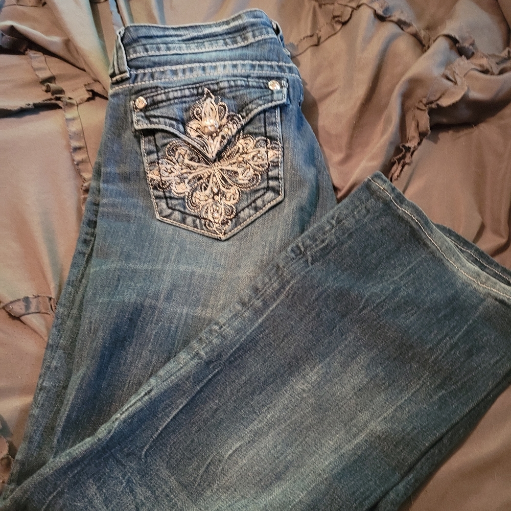 Jeans - Picture 2 of 2